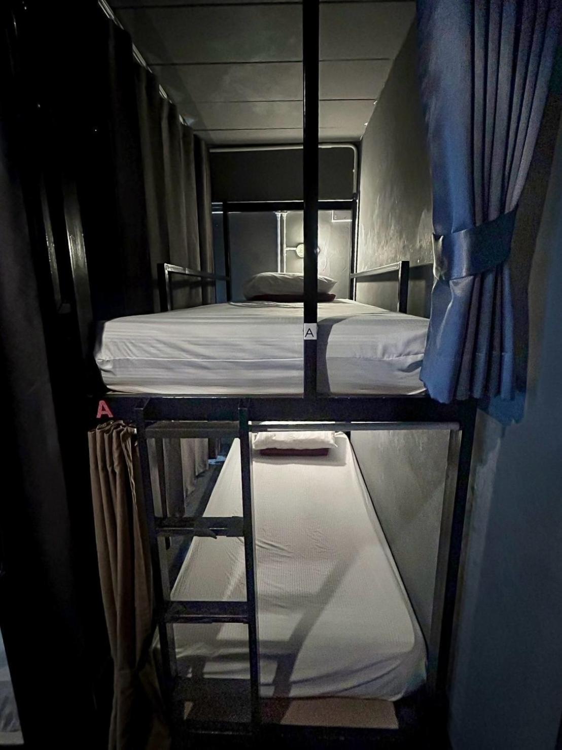Monkey Toe Guesthouse Chiang Mai Exteriör bild